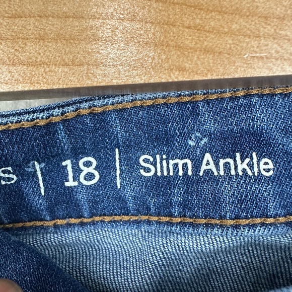 Talbots Floral Print Slim Ankle Blue Jeans 18 - Picture 3 of 6